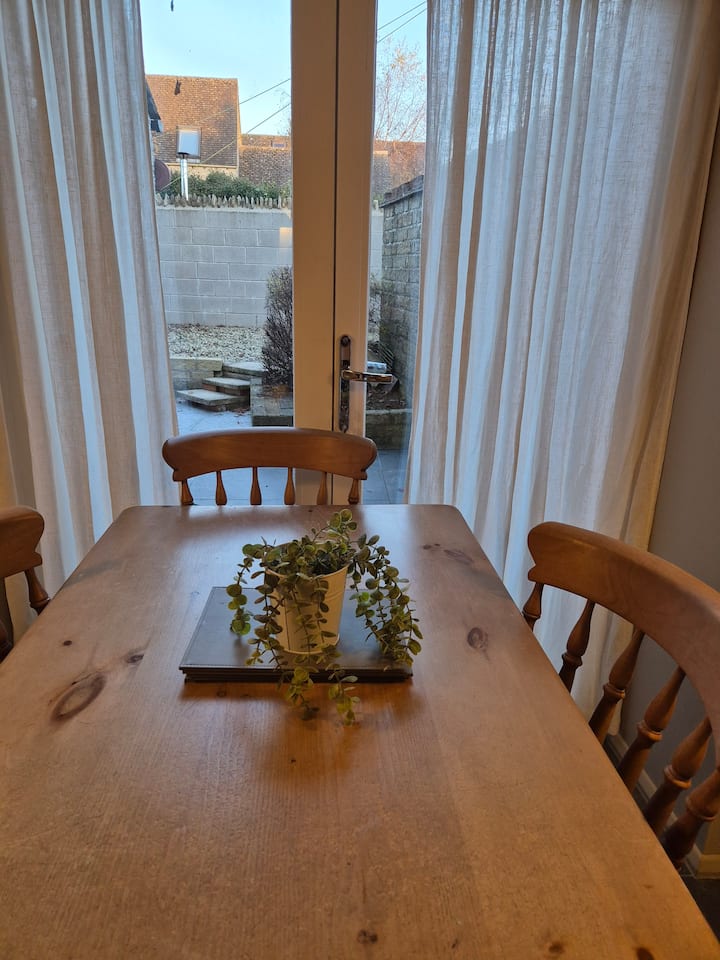 Clematis Cottage photograph 12